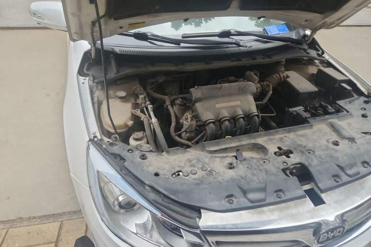 Used BYD Surui 2014 1.5L Manual Luxury Model Engine Bay Right