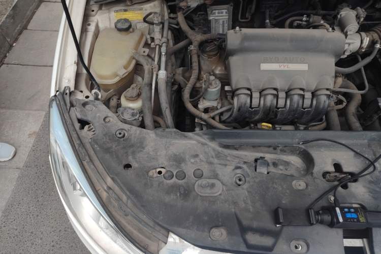 Used BYD Surui 2014 1.5L Manual Luxury Model Engine Bay Right