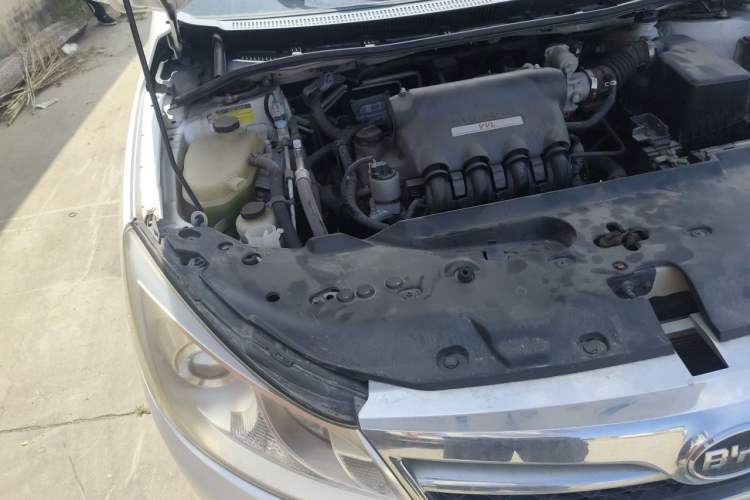 Used BYD Surui 2014 1.5L Manual Luxury Model Engine Bay Right