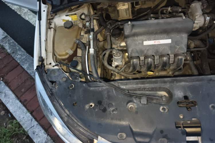 Used BYD Surui 2014 1.5L Manual Luxury Model Engine Bay Right