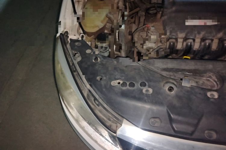Used BYD Surui 2014 1.5L Automatic Luxury Model Engine Bay Right