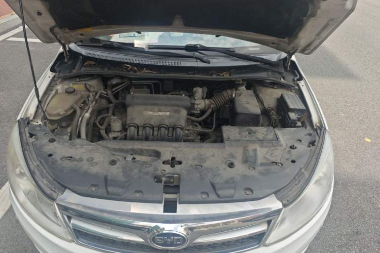 Used BYD Surui 2014 1.5L Automatic Luxury Model Engine Bay