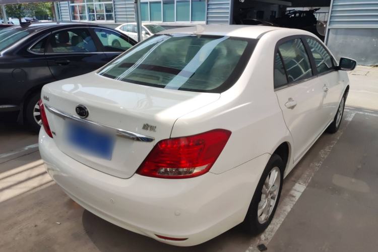 Used BYD Surui 2014 1.5L Manual Luxury Model Exterior 3
