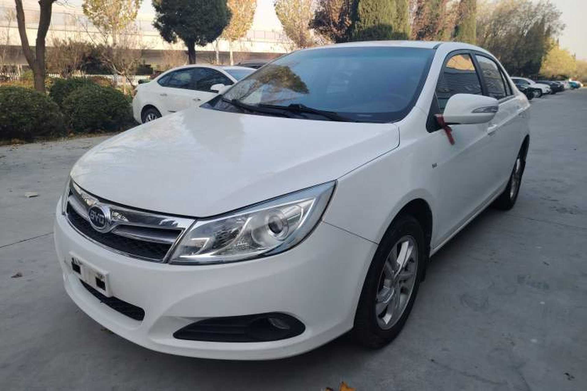 Used BYD Surui 2014 1.5L Automatic Luxury Model Front Left 45 Deg