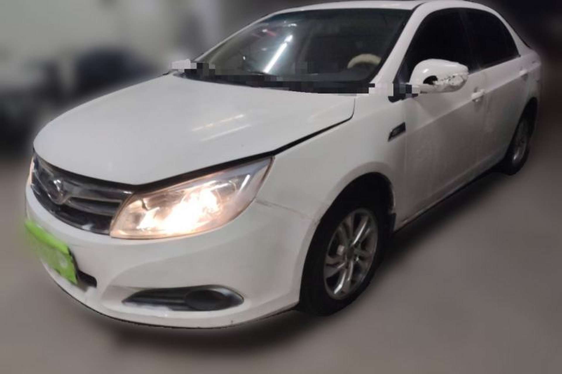 Used BYD Surui 2014 1.5TID Automatic Luxury Model Front Left 45 Deg