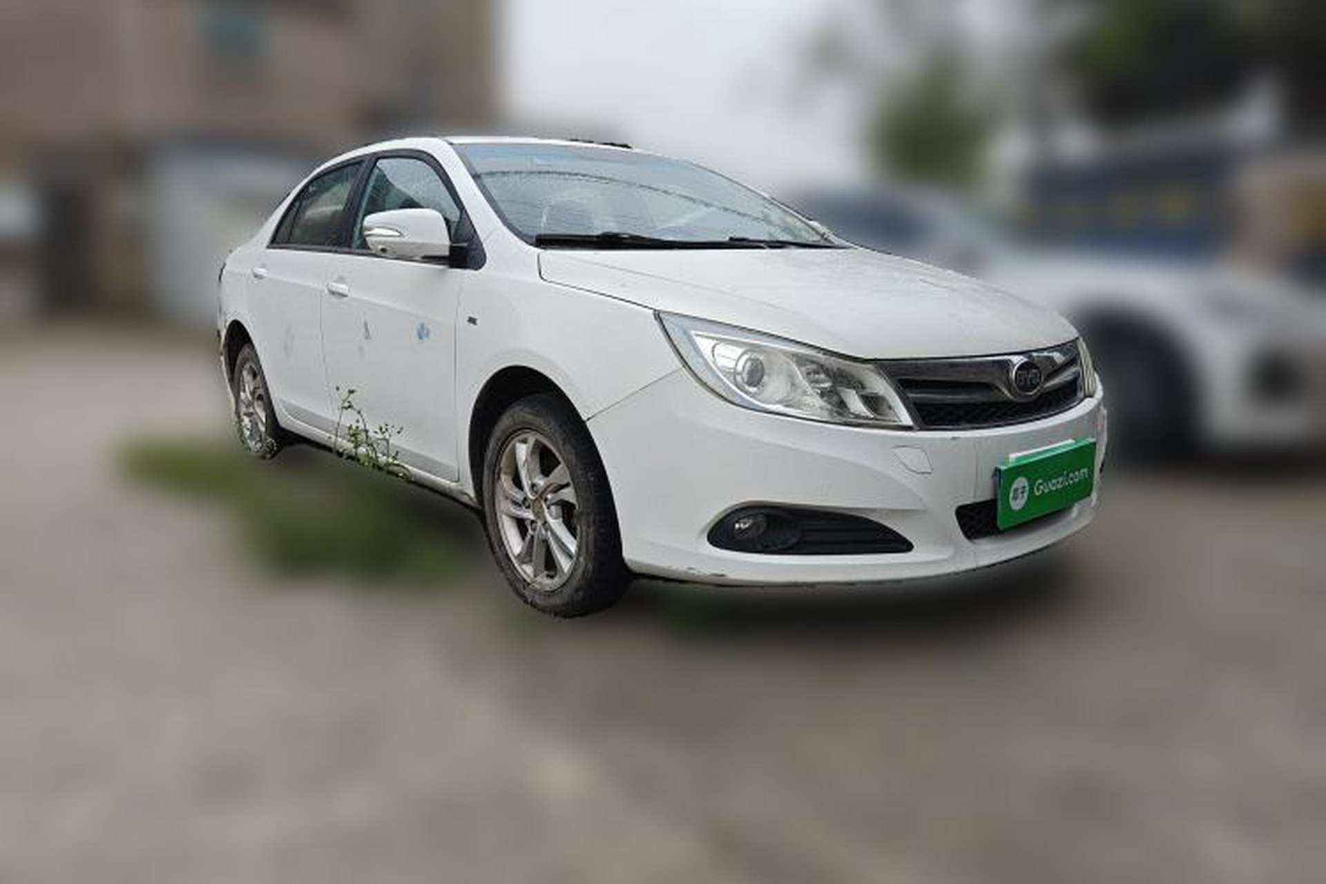 Used BYD Surui 2014 1.5L Manual Luxury Model Front Right 45 Deg