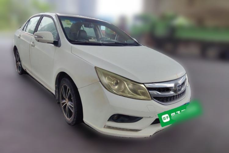 Used BYD Surui 2014 1.5L Automatic Luxury Model Front Right 45 Deg
