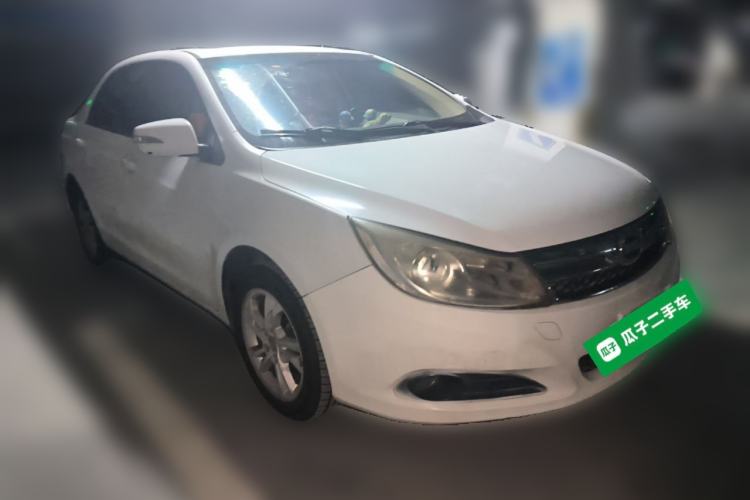 Used BYD Surui 2014 1.5L Manual Luxury Model Front Right 45 Deg