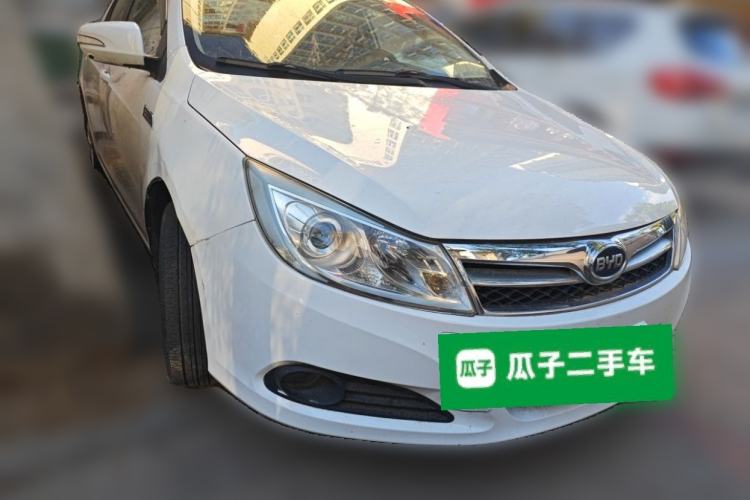 Used BYD Surui 2014 1.5TI Manual Luxury Edition Front Right 45 Deg
