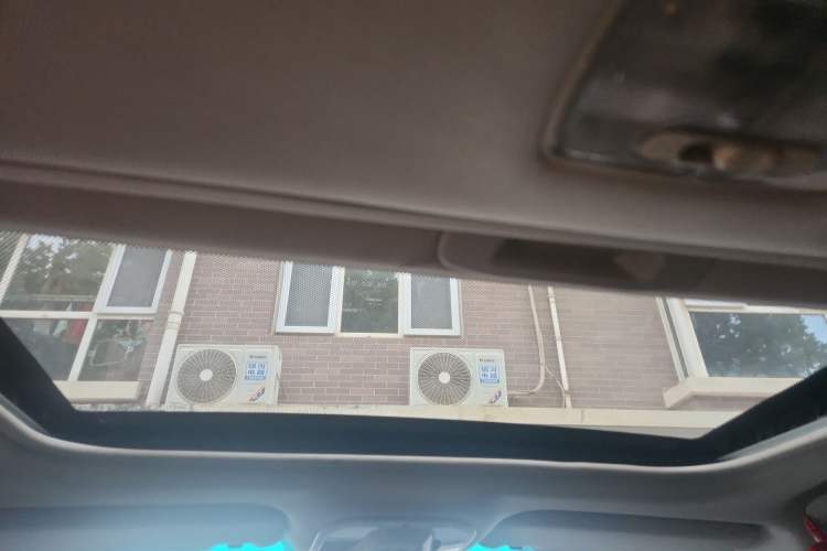 Used BYD Surui 2014 1.5L Manual Luxury Model Headliner