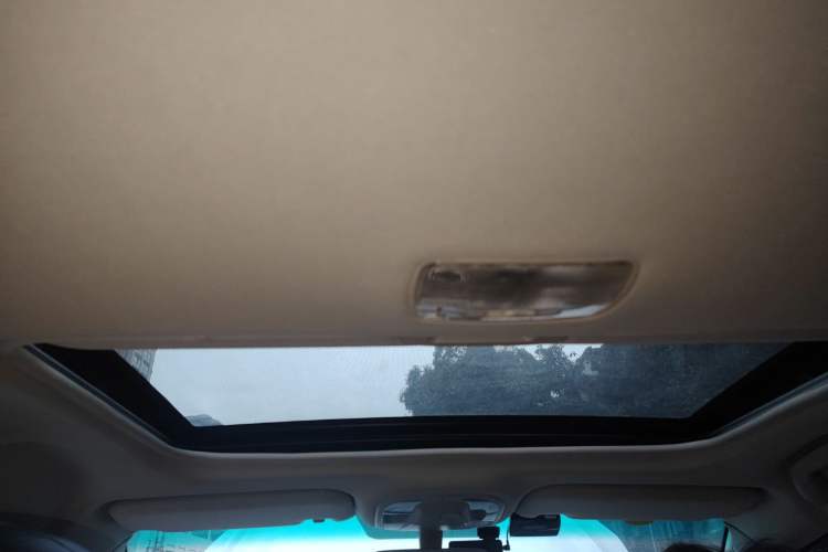 Used BYD Surui 2014 1.5L Manual Luxury Model Headliner