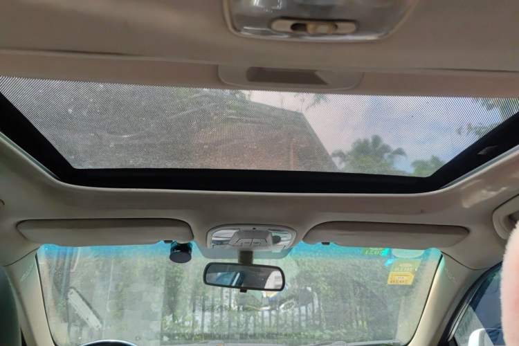 Used BYD Surui 2014 1.5L Manual Luxury Model Headliner