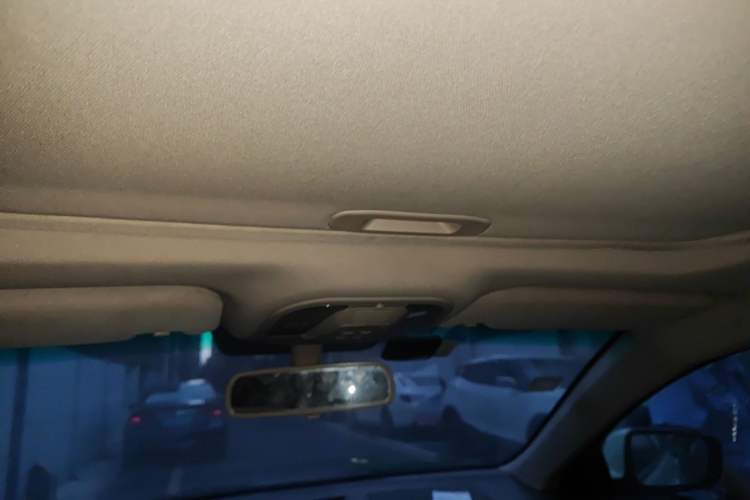 Used BYD Surui 2014 1.5L Manual Luxury Model Headliner