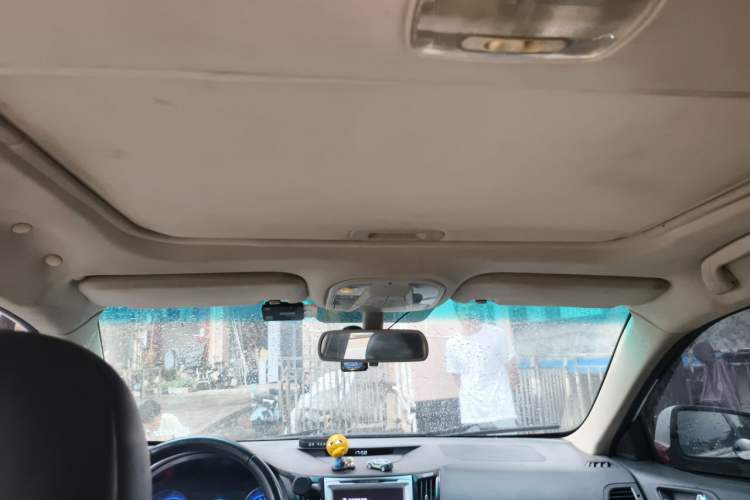 Used BYD Surui 2014 1.5L Manual Luxury Model Headliner