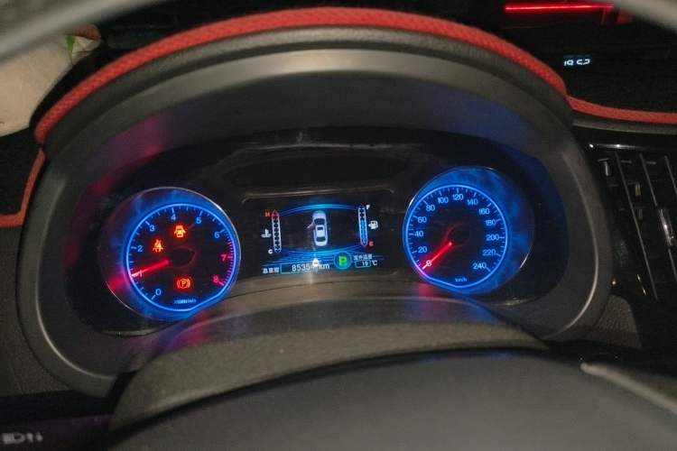 Used BYD Surui 2014 1.5TID Automatic Luxury Model Instrument Cluster