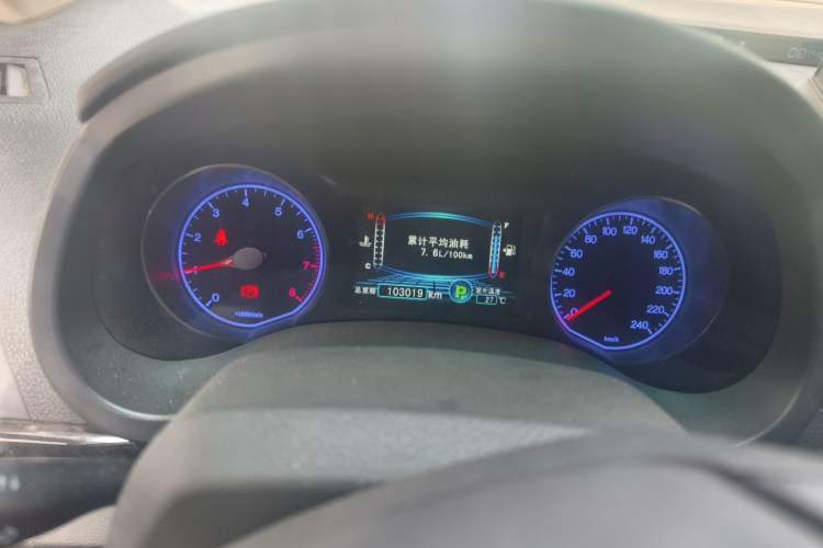 Used BYD Surui 2014 1.5TID Automatic Luxury Model Instrument Cluster