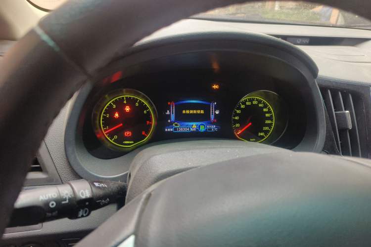Used BYD Surui 2014 1.5TID Automatic Luxury Model Instrument Cluster