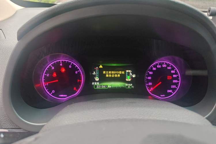 Used BYD Surui 2014 1.5L Manual Luxury Model Instrument Cluster