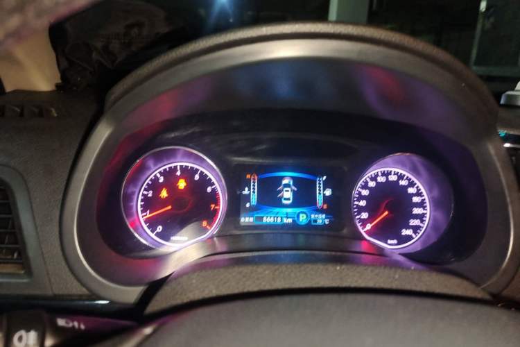Used BYD Surui 2014 1.5L Automatic Luxury Model Instrument Cluster
