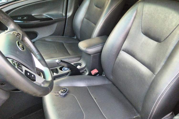 Used BYD Surui 2014 1.5L Manual Luxury Model Left Front Seat