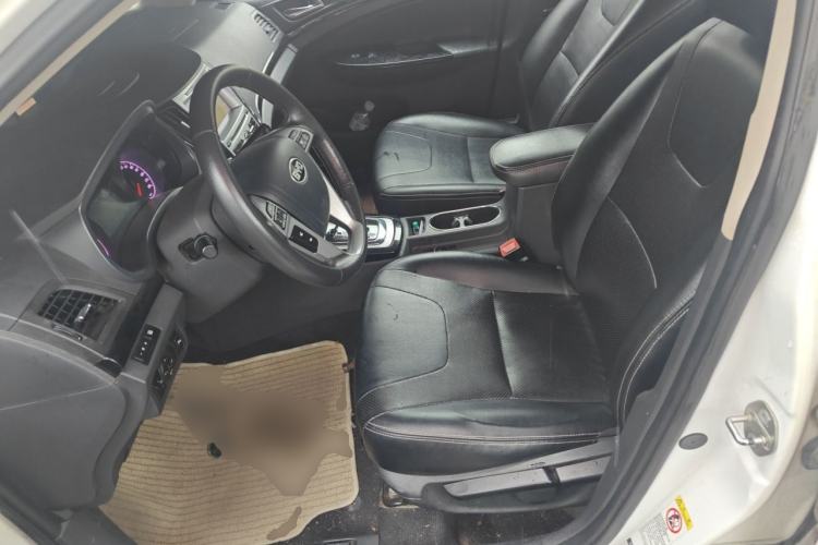 Used BYD Surui 2014 1.5TID Automatic Luxury Model Left Front Seat