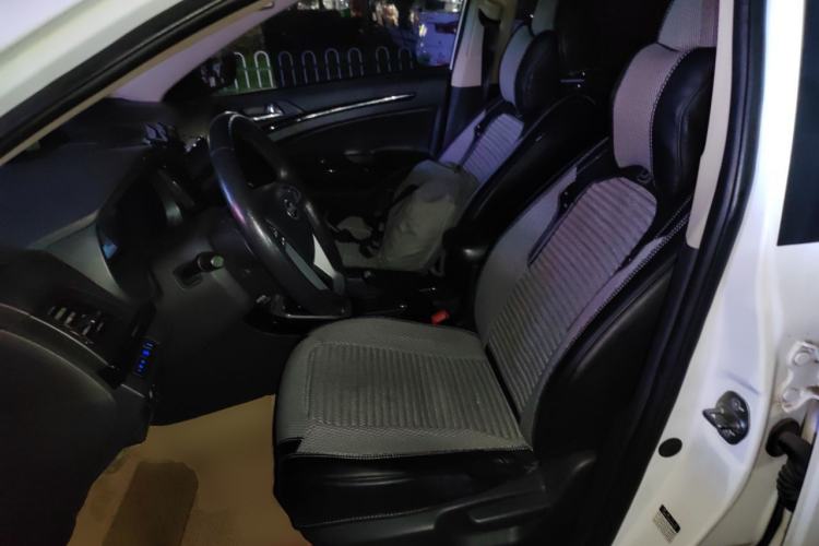 Used BYD Surui 2014 1.5L Automatic Comfort Version Left Front Seat