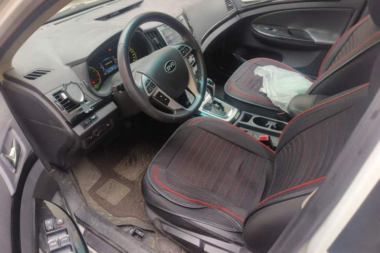 Used BYD Surui 2014 1.5TID Automatic Luxury Model Left Front Seat