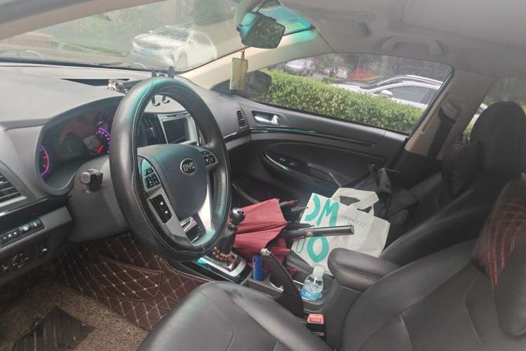 Used BYD Surui 2014 1.5L Manual Luxury Model Left Front Seat
