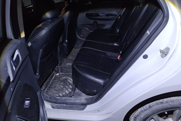 Used BYD Surui 2014 1.5L Manual Luxury Model Left Rear Seat