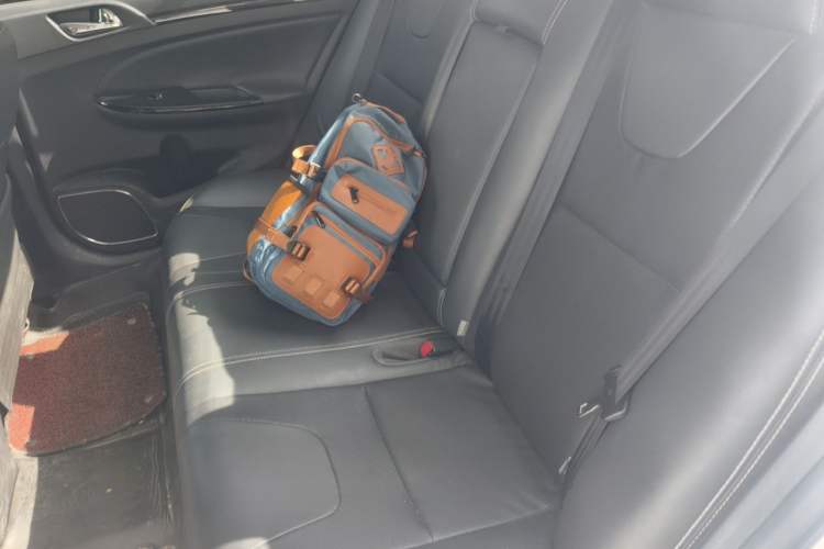 Used BYD Surui 2014 1.5TID Automatic Luxury Model Left Rear Seat