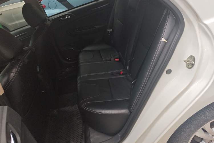 Used BYD Surui 2014 1.5L Manual Luxury Model Left Rear Seat