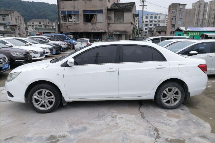 Used BYD Surui 2014 1.5L Manual Luxury Model Left Side