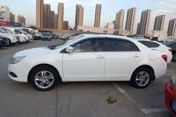 Used BYD Surui 2014 1.5L Manual Luxury Model Left Side
