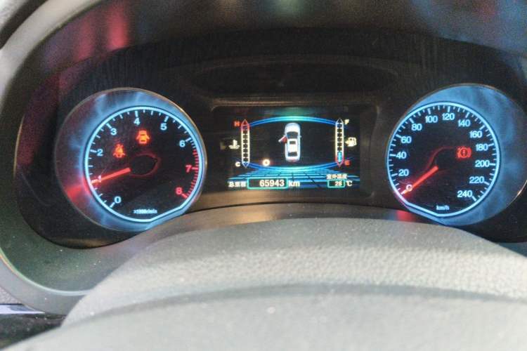 Used BYD Surui 2014 1.5L Manual Luxury Model Odometer Close Up