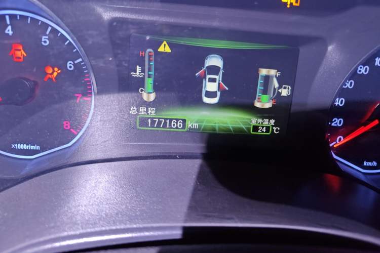 Used BYD Surui 2014 1.5L Manual Luxury Model Odometer Close Up