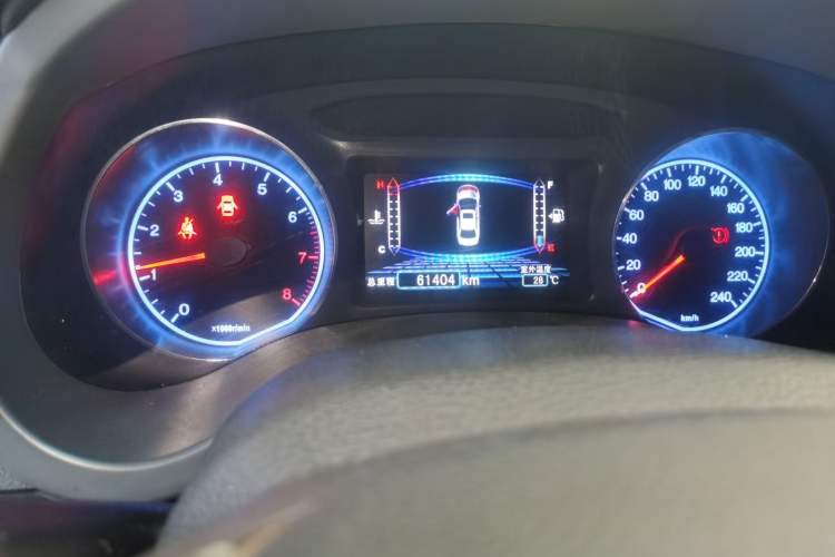 Used BYD Surui 2014 1.5L Manual Luxury Model Odometer Close Up