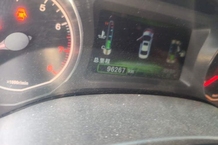 Used BYD Surui 2014 1.5L Manual Luxury Model Odometer Close Up