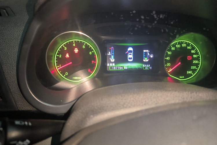 Used BYD Surui 2014 1.5L Manual Luxury Model Odometer Close Up