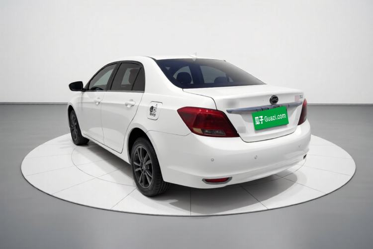 Used BYD Surui 2014 1.5L Manual Luxury Model Rear Left 45 Deg