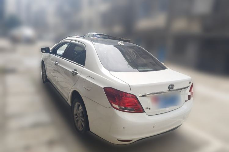 Used BYD Surui 2014 1.5L Manual Luxury Model Rear Left 45 Deg