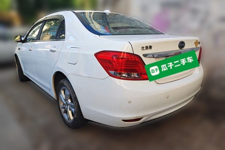 Used BYD Surui 2014 1.5TI Manual Luxury Edition Rear Left 45 Deg