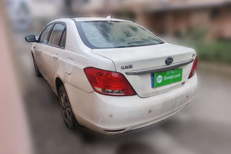 Used BYD Surui 2014 1.5TID Automatic Luxury Model Rear Left 45 Deg