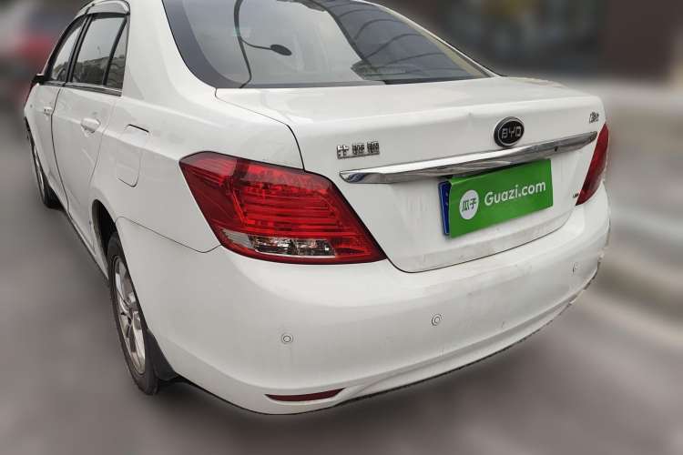 Used BYD Surui 2014 1.5L Automatic Luxury Model Rear Left 45 Deg