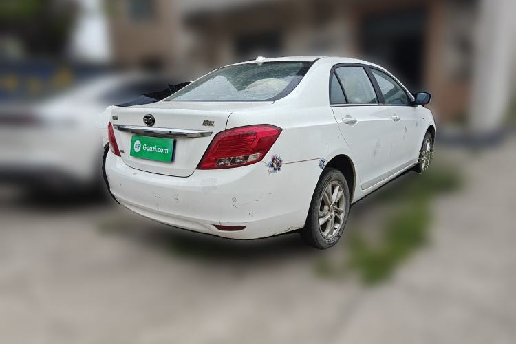 Used BYD Surui 2014 1.5L Manual Luxury Model Rear Right 45 Deg