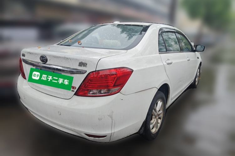 Used BYD Surui 2014 1.5TID Automatic Luxury Model Rear Right 45 Deg