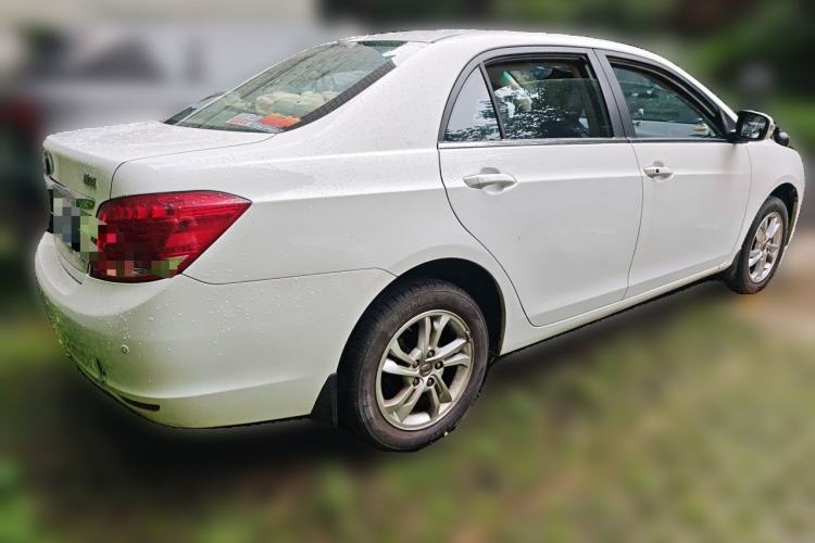 Used BYD Surui 2014 1.5L Manual Luxury Model Rear Right 45 Deg