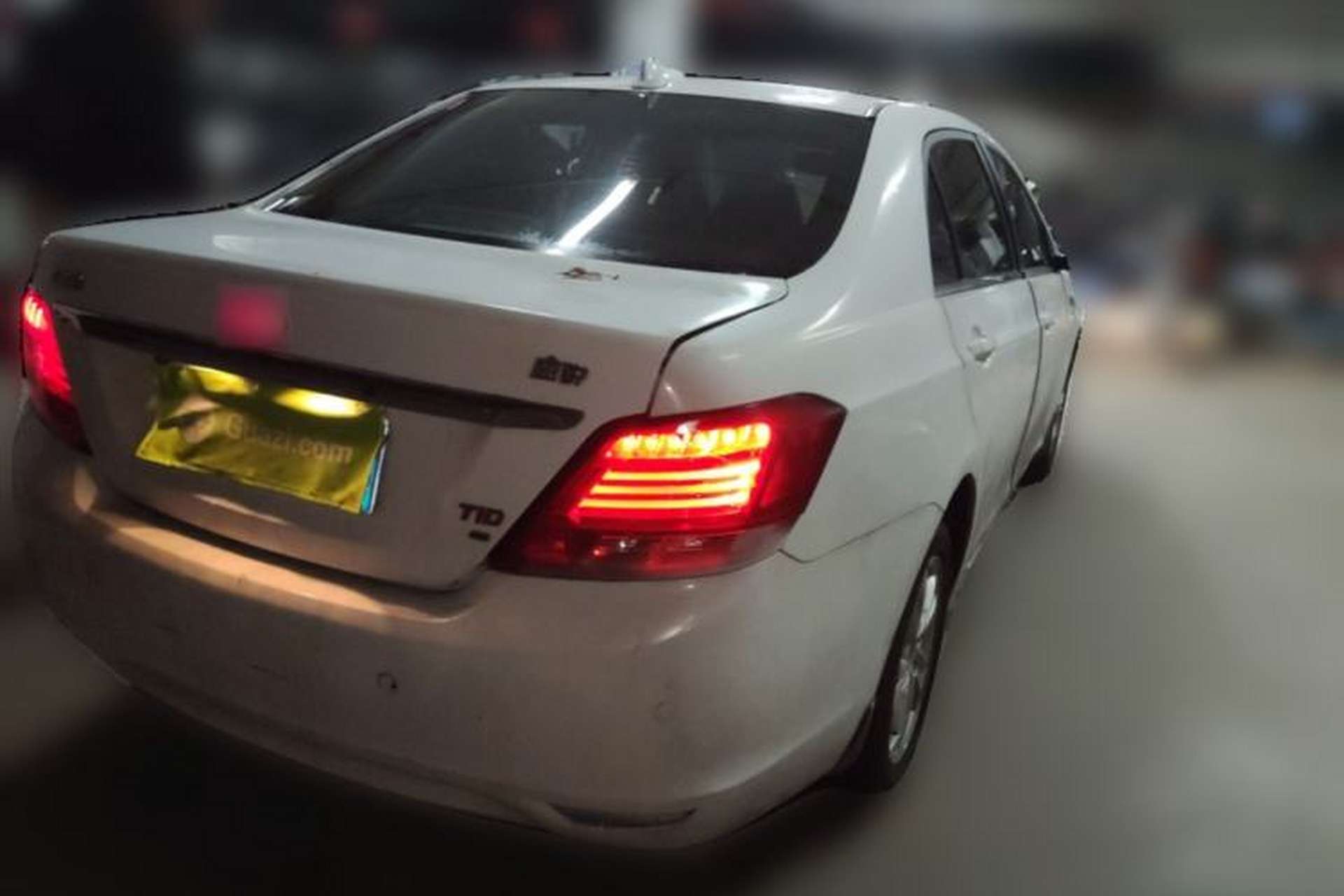 Used BYD Surui 2014 1.5TID Automatic Luxury Model Rear Right 45 Deg
