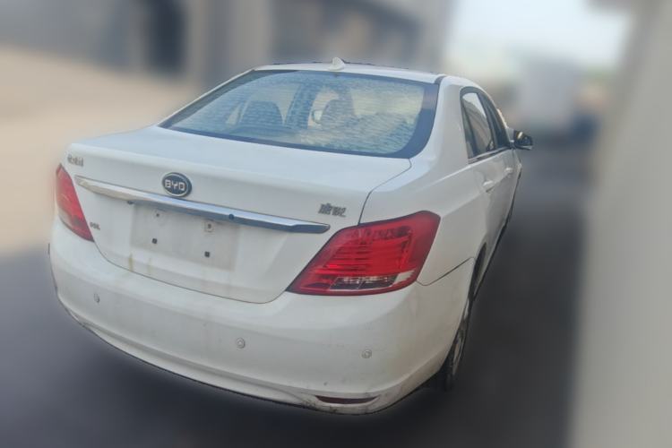 Used BYD Surui 2014 1.5L Manual Luxury Model Rear Right 45 Deg