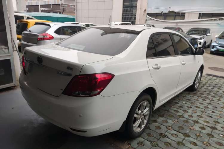 Used BYD Surui 2014 1.5L Manual Luxury Model Rear Right 45 Deg