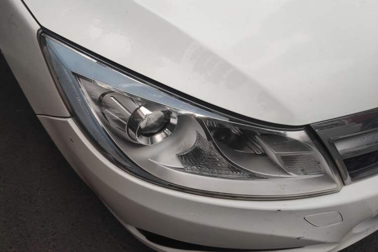 Used BYD Surui 2014 1.5L Manual Luxury Model Right Front Headlight